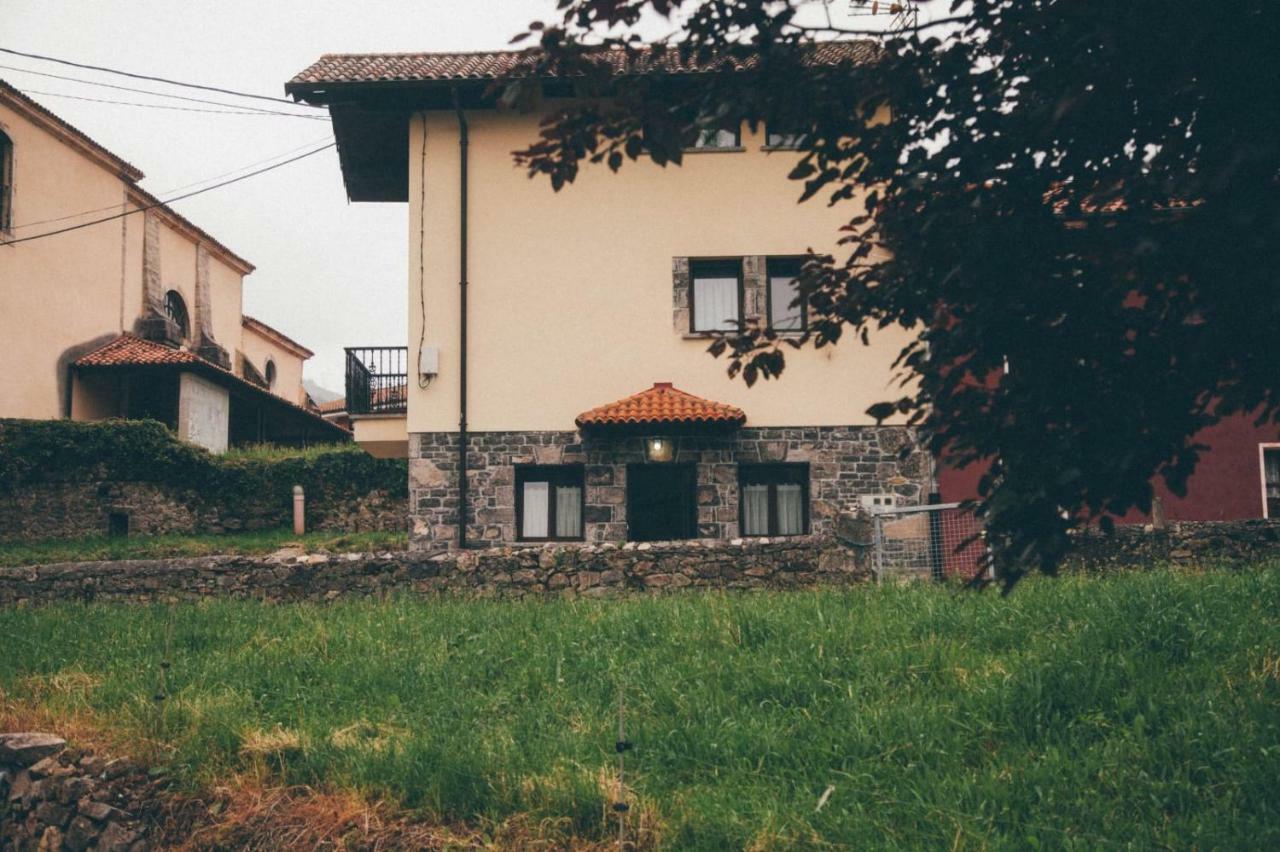La Casina Lägenhet Onís Exteriör bild